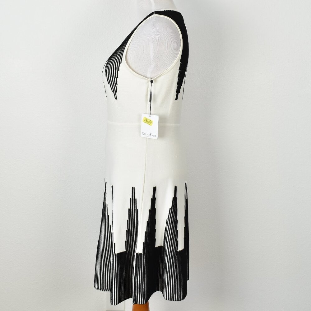 Calvin Klein Fit and Flare Knit Dress NEW - L - Picture 4 of 9